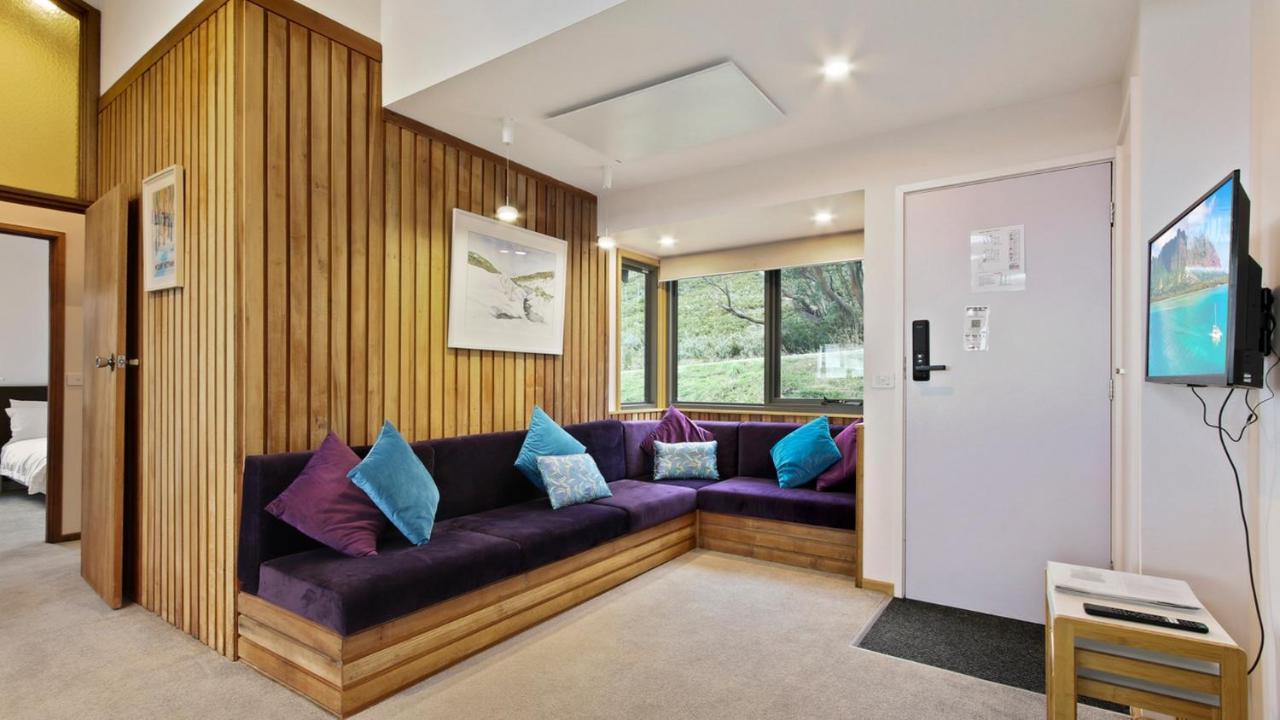 Snowtel 4 Villa Mount Hotham Exterior photo