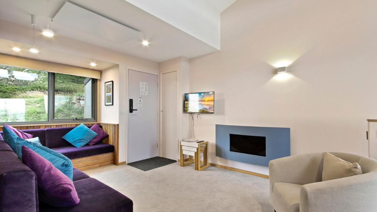 Snowtel 4 Villa Mount Hotham Exterior photo
